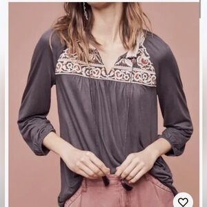 EUC Anthropologie One September Embroidered Nightingale Gray Blouse Top Small